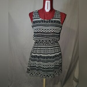 DIVIDED by H&M Black and White dress.  Size 6.